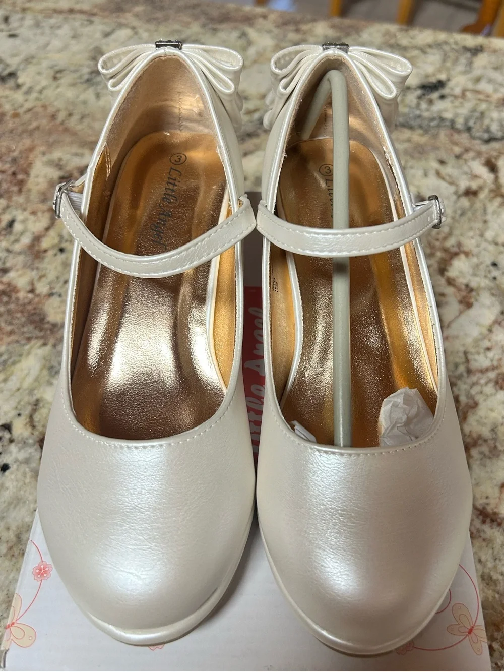 NIB Little Angel Big Girl’s 3 Pearl Ivory Dress Heels with Bow Rhinestone Accent